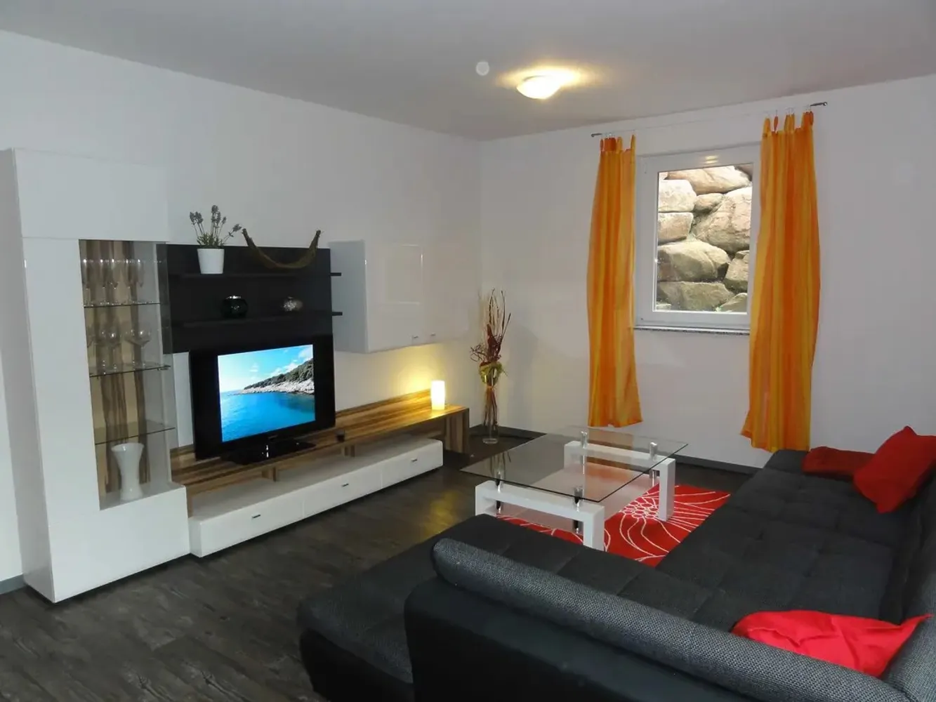 2 room apartment with 54 m² in Ludwigshafen am Rhein – Photo 3