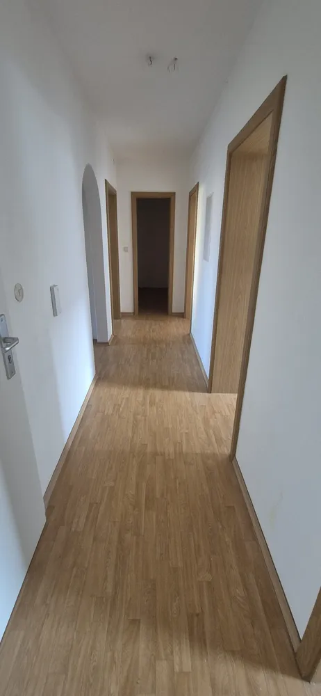 3 Zimmer Wohnung mit 72 m² in Augsburg – Bild 2