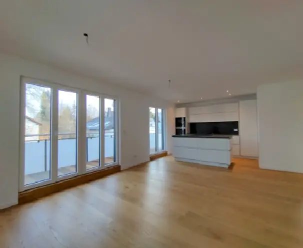 4 Zimmer Wohnung mit 132 m² in München – Bild 1