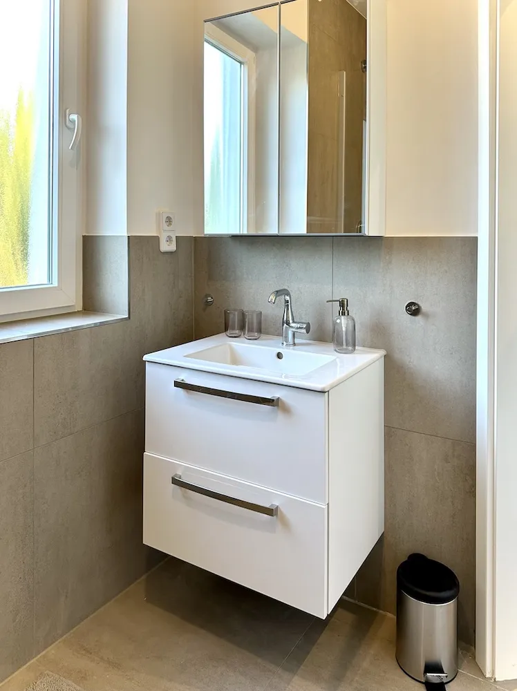 2 room apartment with 67 m² in Berlin – Photo 7