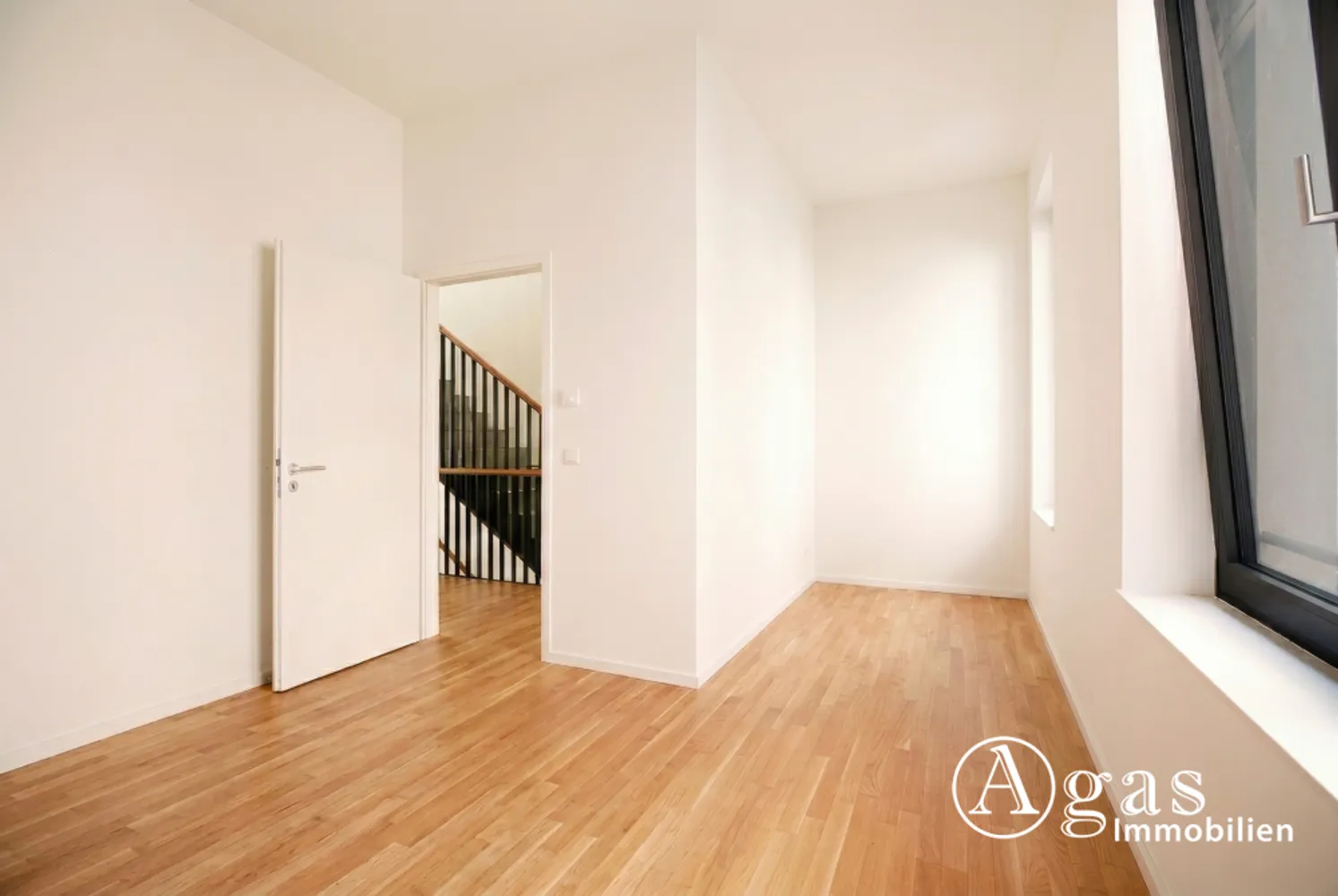 5 Zimmer Wohnung mit 250 m² in Berlin – Bild 5