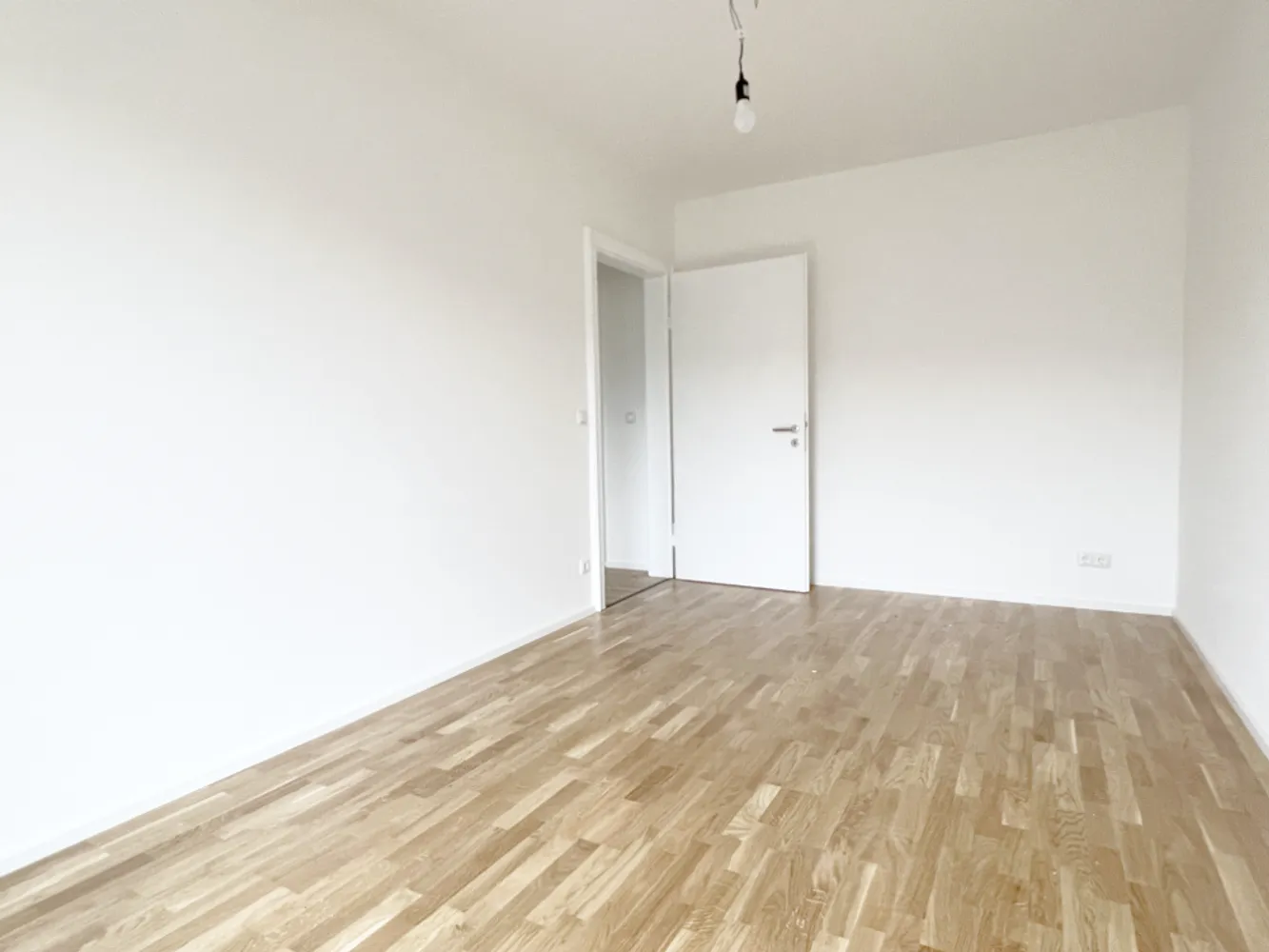 3 Zimmer Wohnung mit 80 m² in München – Bild 9
