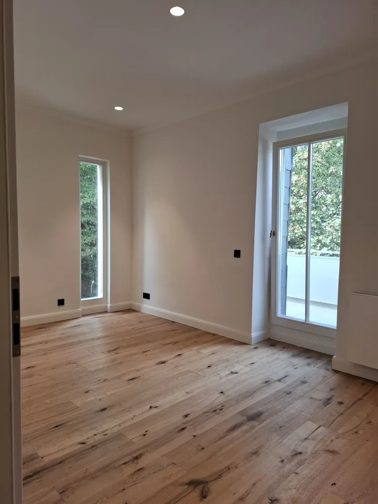 4 Zimmer Wohnung mit 164 m² in Wiesbaden – Bild 2