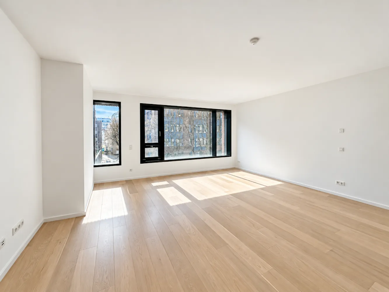 2 room apartment with 77 m² in Hamburg – Photo 1