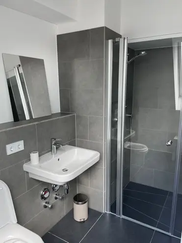 2 Zimmer Wohnung mit 67 m² in Berlin – Bild 3