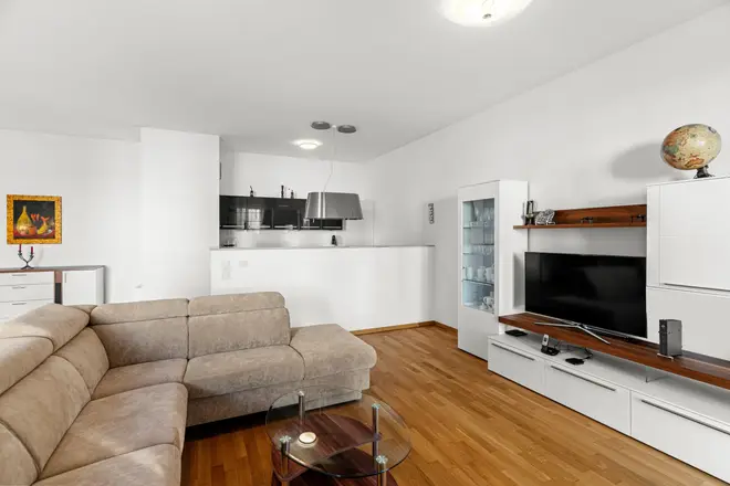 2 Zimmer Wohnung mit 102 m² in Aachen – Bild 6