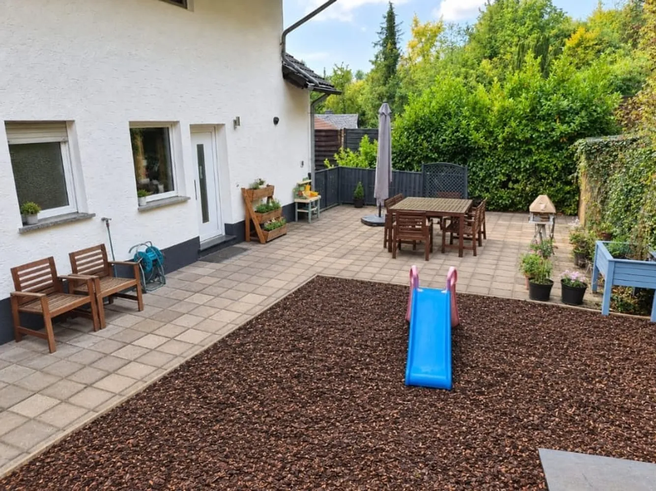 5 Zimmer Wohnung mit 133 m² in Neuwied – Bild 1