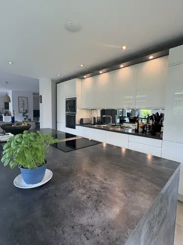 5 Zimmer Wohnung mit 269 m² in Bonn – Bild 1