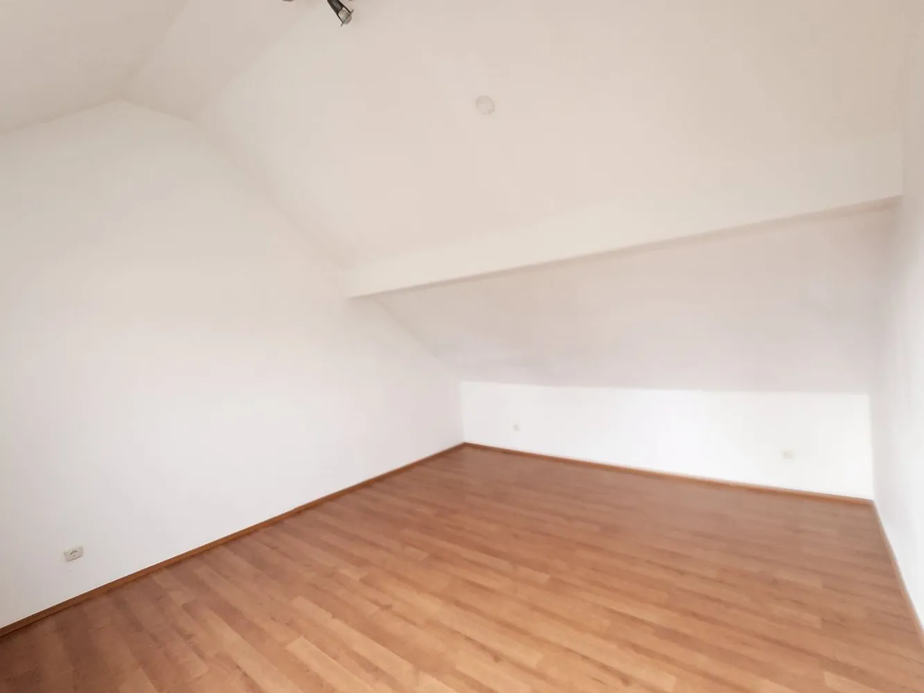 3 Zimmer Wohnung mit 112 m² in Aachen – Bild 1