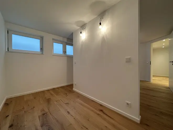 2 Zimmer Wohnung mit 105 m² in Stuttgart – Bild 12