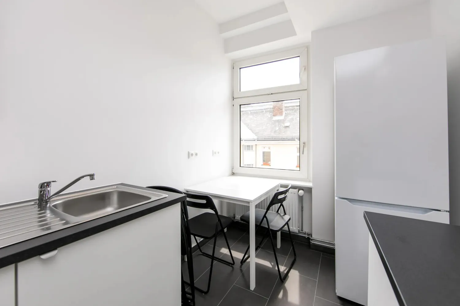 Shared room with 10 m² in Berlin – Photo 1
