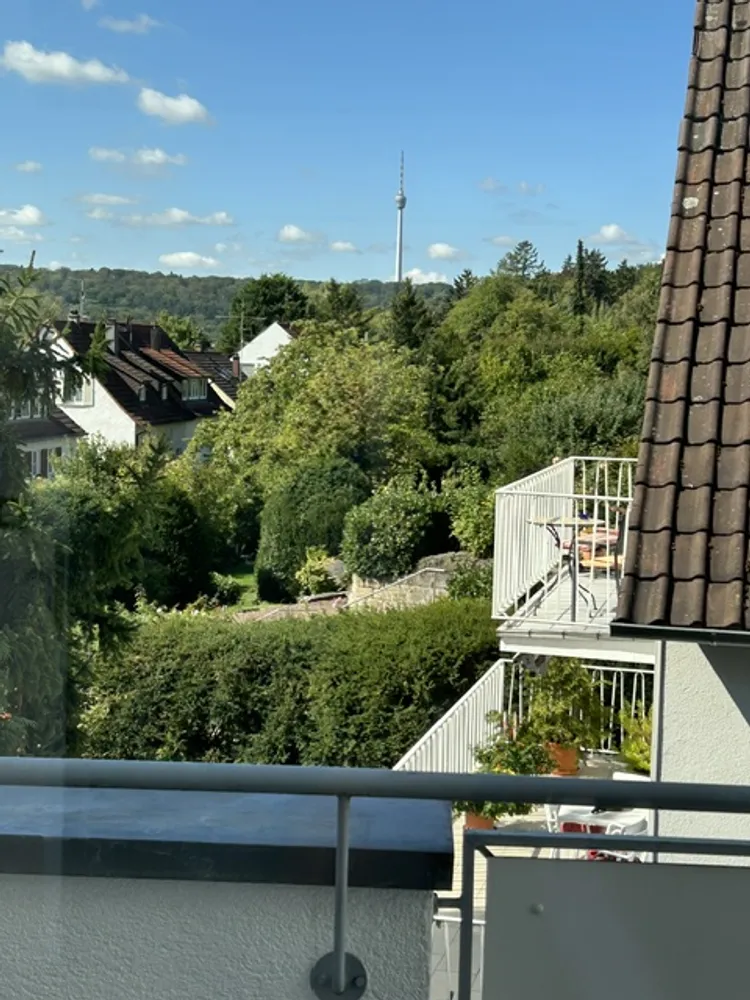 3 Zimmer Wohnung mit 105 m² in Stuttgart – Bild 1
