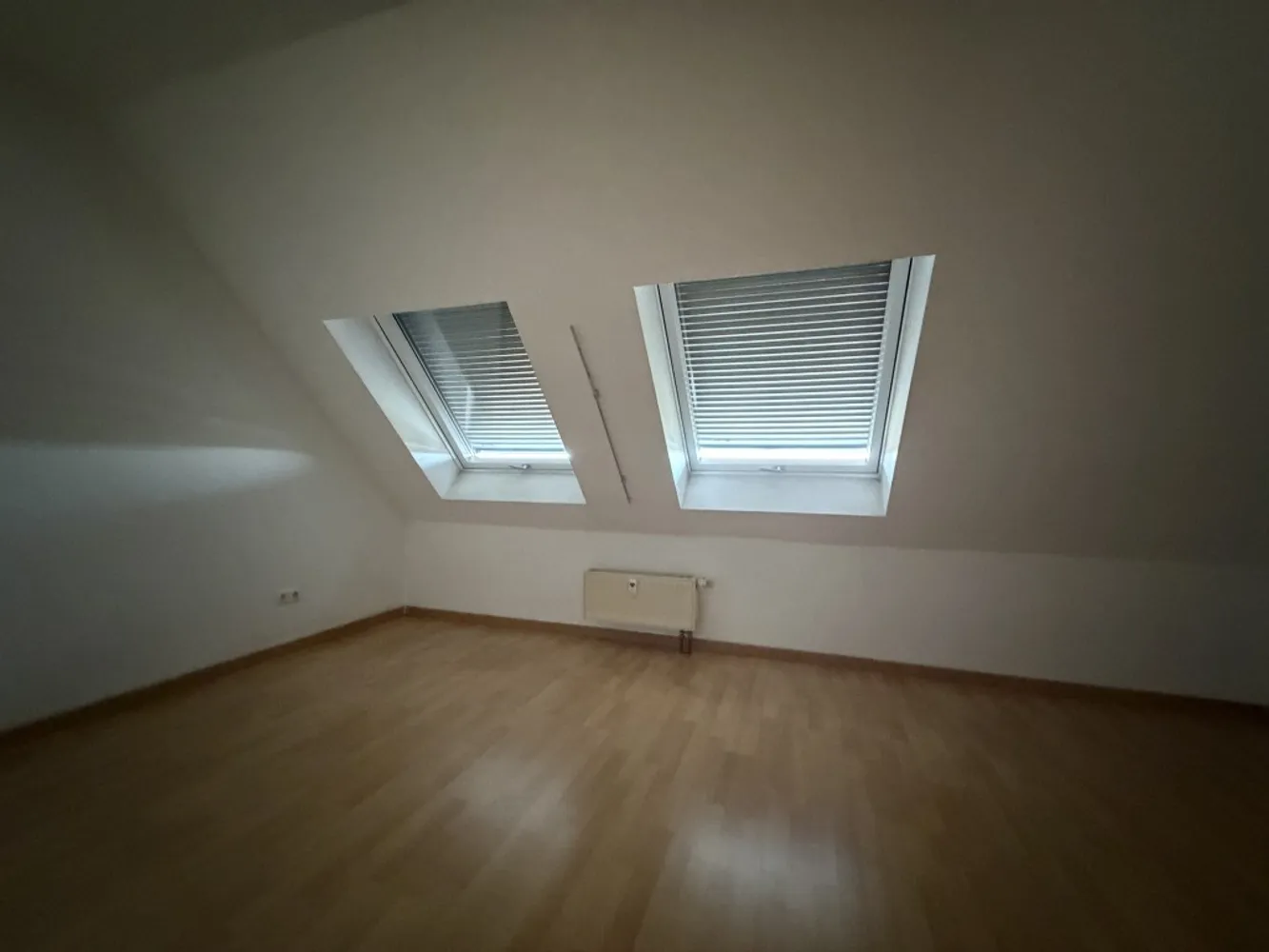 4 Zimmer Wohnung mit 107 m² in Erlangen – Bild 9