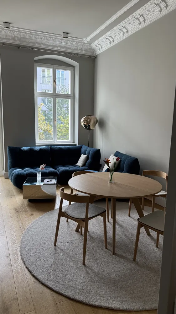 2 Zimmer Wohnung mit 83 m² in Berlin – Bild 1