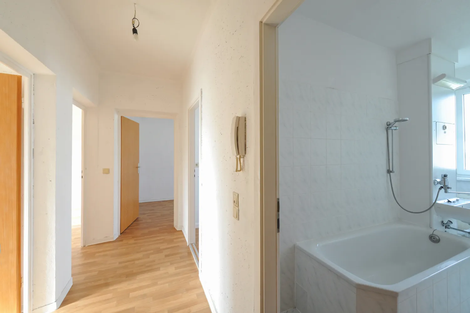 3 Zimmer Wohnung mit 61 m² in Halle (Saale) – Bild 3