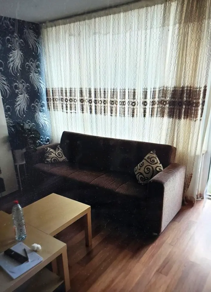 6 Zimmer Wohnung mit 110 m² in Hannover – Bild 2