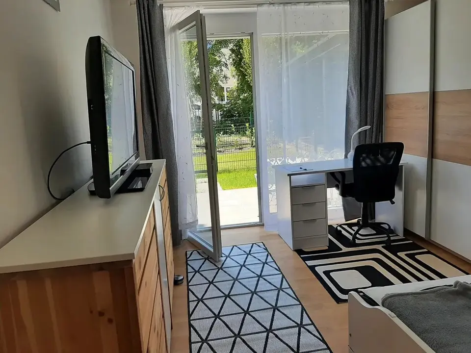 2 Zimmer Wohnung mit 66 m² in Berlin – Bild 2