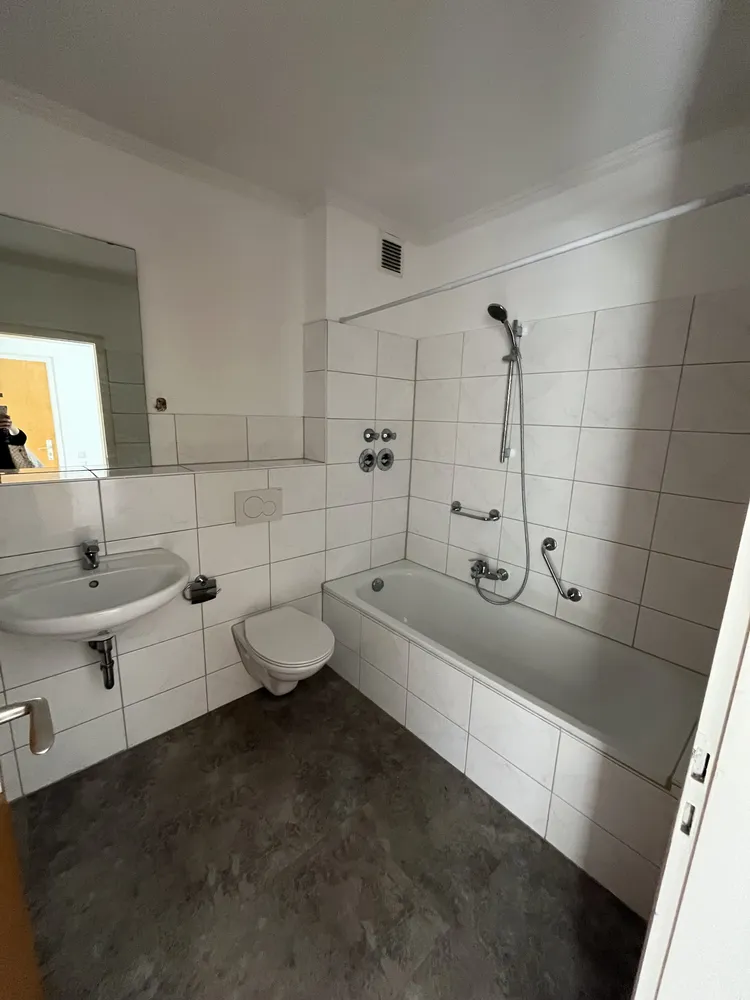 2 Zimmer Wohnung mit 62 m² in Duisburg – Bild 10