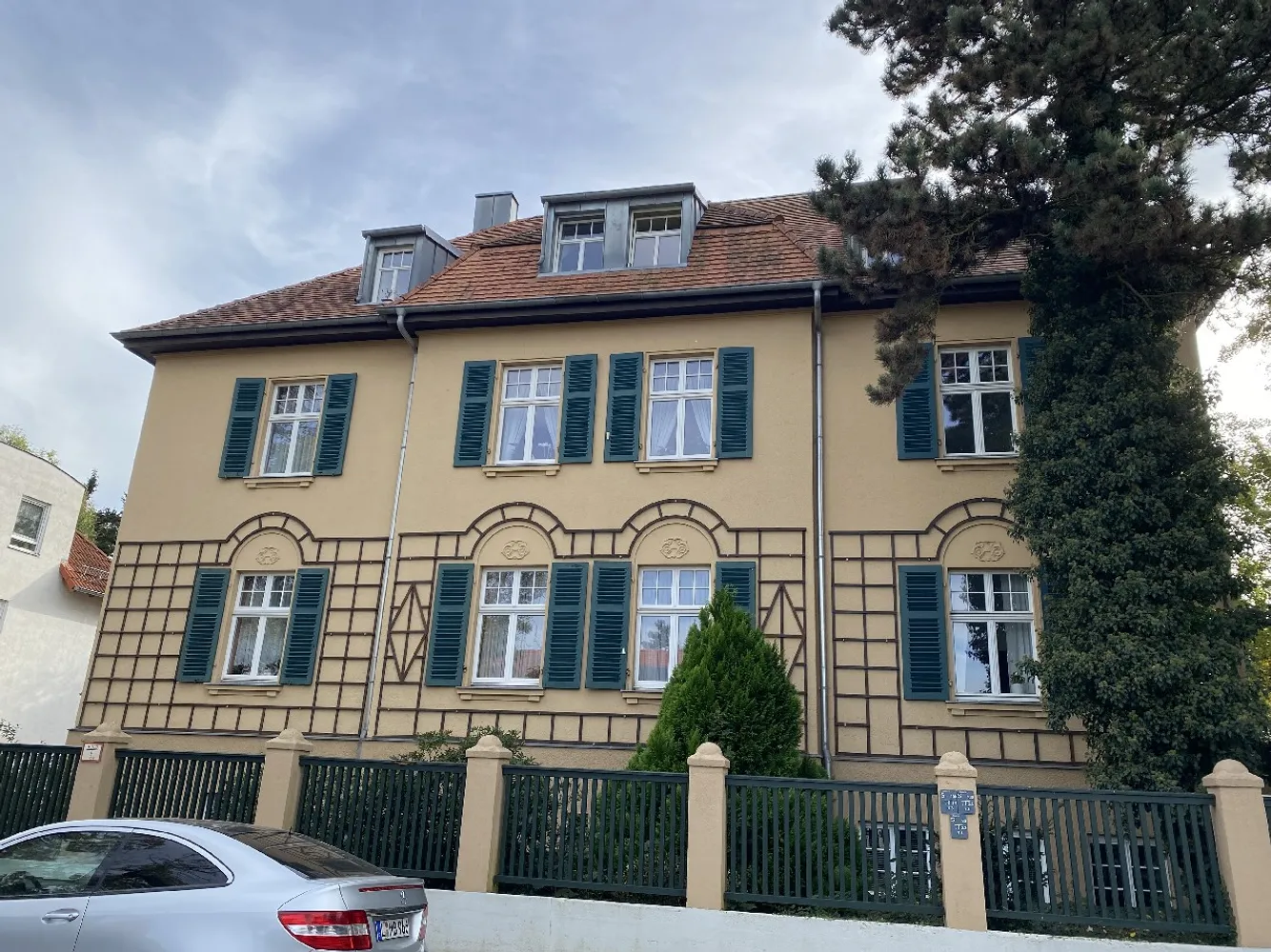 2 Zimmer Wohnung mit 93 m² in Leipzig – Bild 1