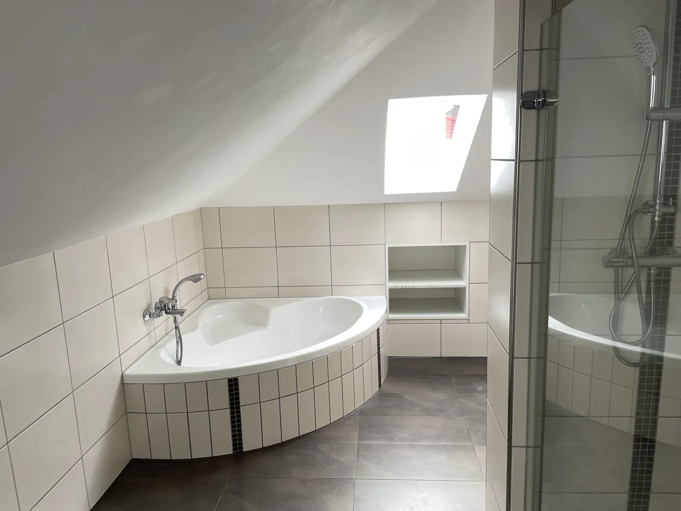 4 room apartment with 95 m² in Gotha – Photo 3