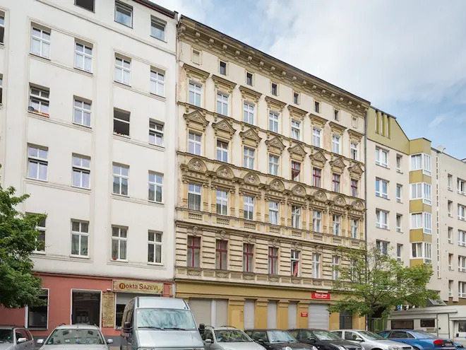2 Zimmer Wohnung mit 88 m² in Berlin – Bild 2