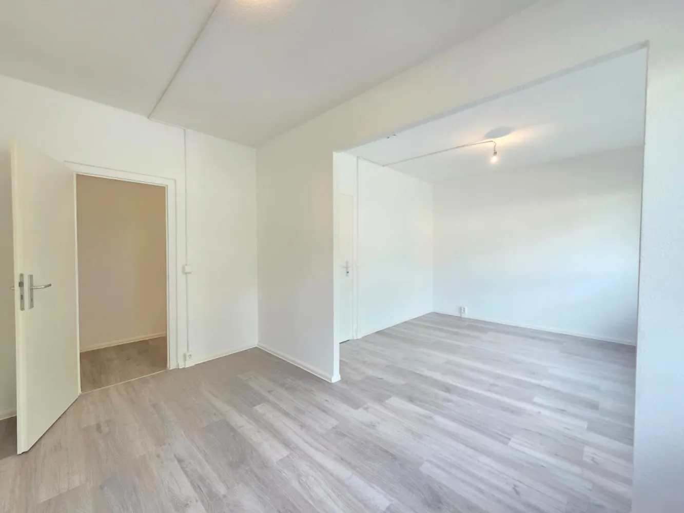 3 room apartment with 69 m² in Chemnitz – Photo 2