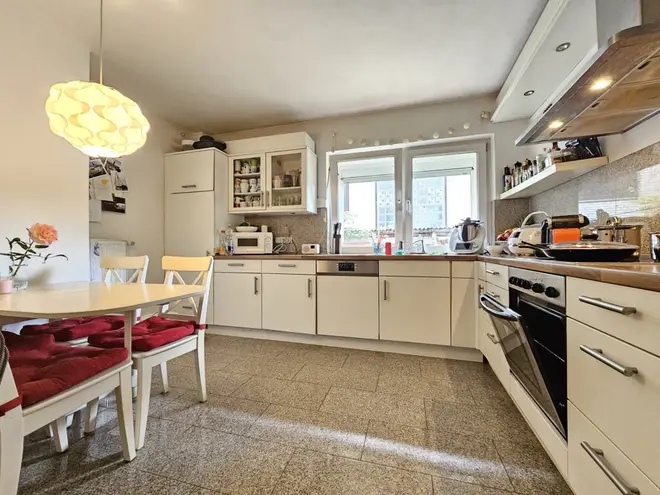 5 Zimmer Wohnung mit 150 m² in Hamburg – Bild 8