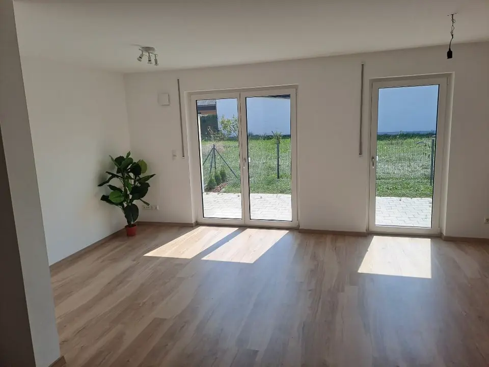 5 Zimmer Haus mit 118 m² in Straubing – Bild 1