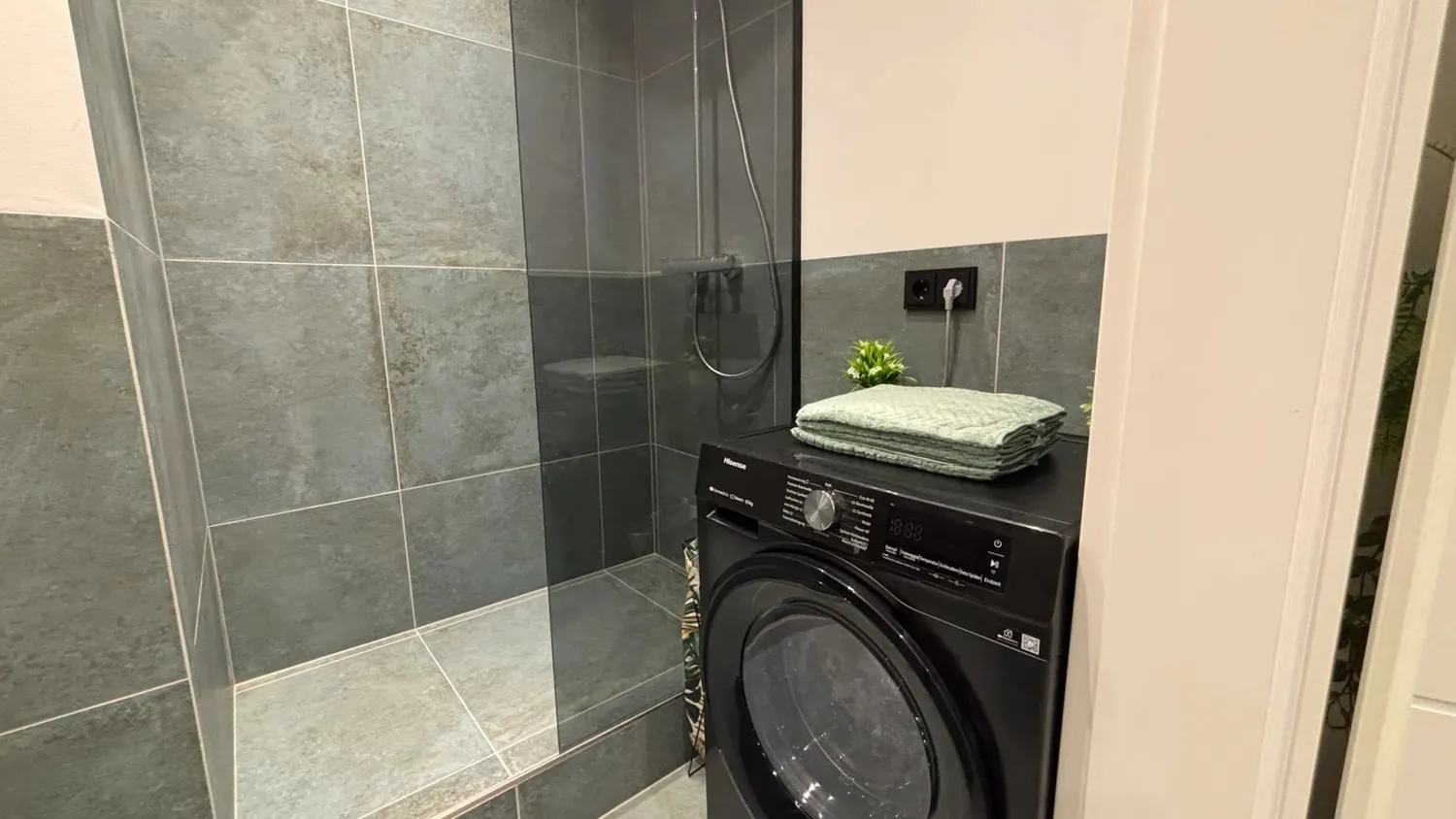 Shared room with 11 m² in Munich – Photo 5