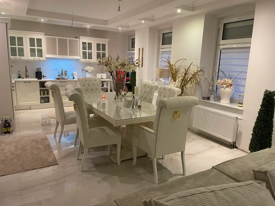 2 Zimmer Wohnung mit 75 m² in Crimmitschau – Bild 2