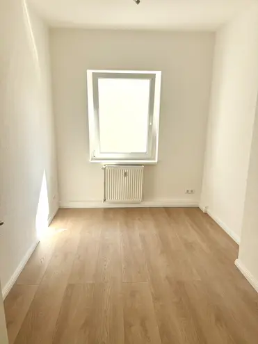 4 Zimmer Wohnung mit 99 m² in Magdeburg – Bild 7