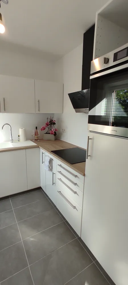 2 Zimmer Wohnung mit 42 m² in Düsseldorf – Bild 2
