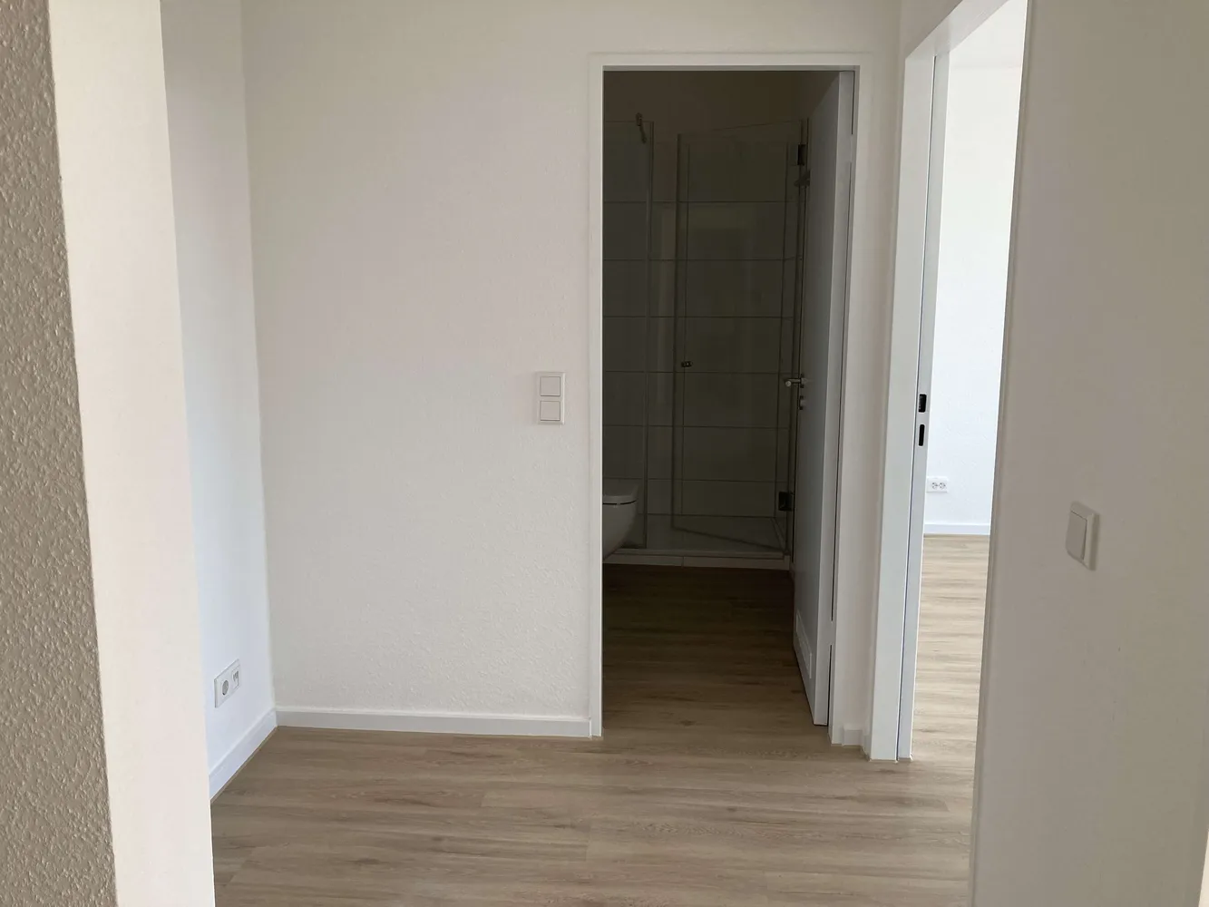 3 Zimmer Wohnung mit 72 m² in Krefeld – Bild 2