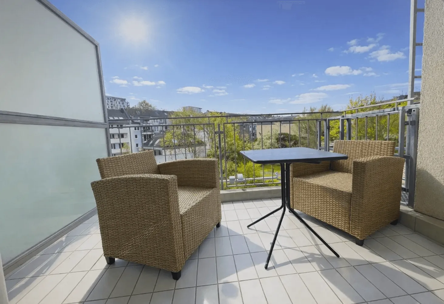 2 Zimmer Wohnung mit 62 m² in Düsseldorf – Bild 1
