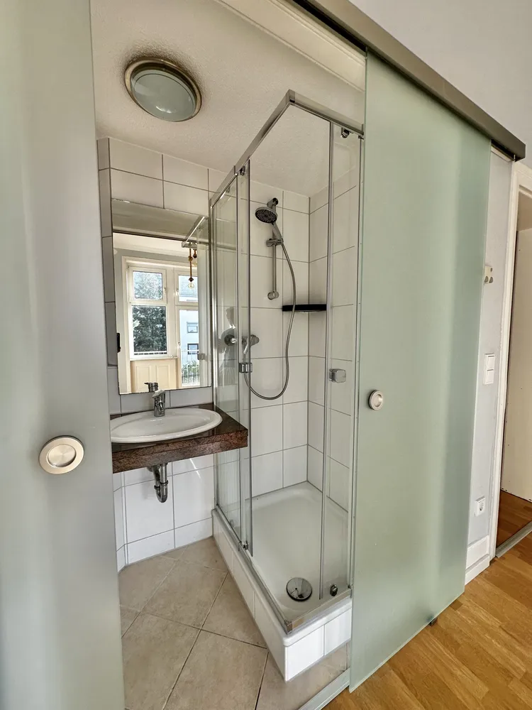 2 room apartment with 58 m² in Frankfurt am Main – Photo 4