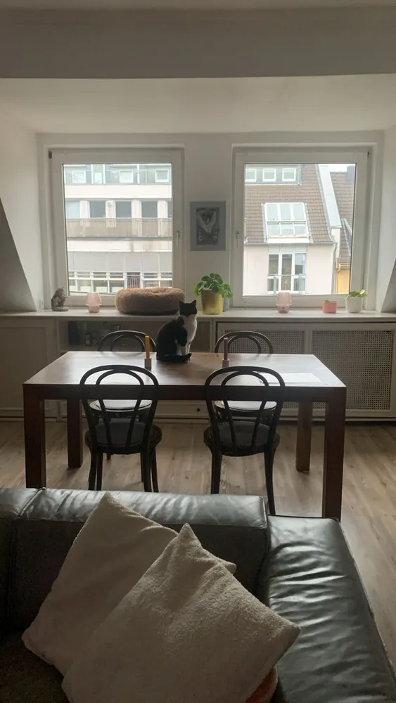 2 room apartment with 80 m² in Düsseldorf – Photo 3