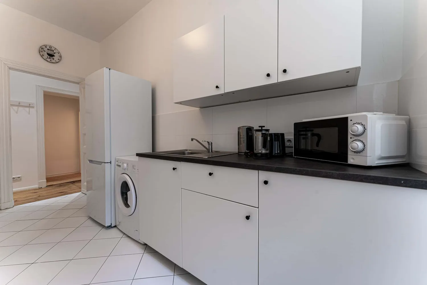 Shared room with 15 m² in Berlin – Photo 7