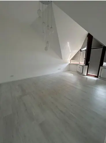 4 Zimmer Wohnung mit 95 m² in München – Bild 1