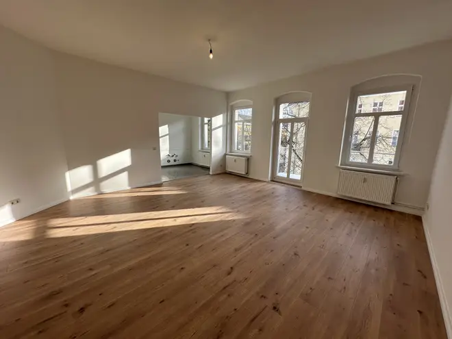 4 Zimmer Wohnung mit 122 m² in Berlin – Bild 1