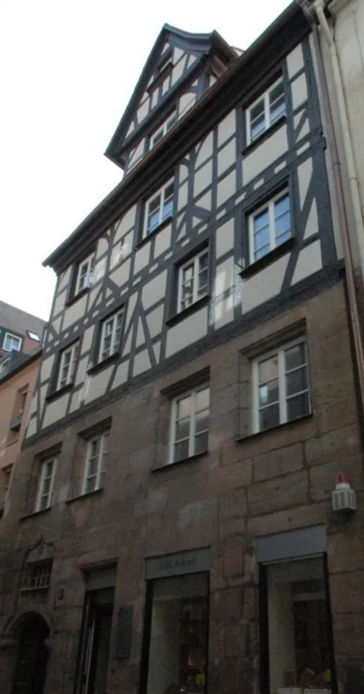 4 Zimmer Wohnung mit 123 m² in Nürnberg – Bild 2