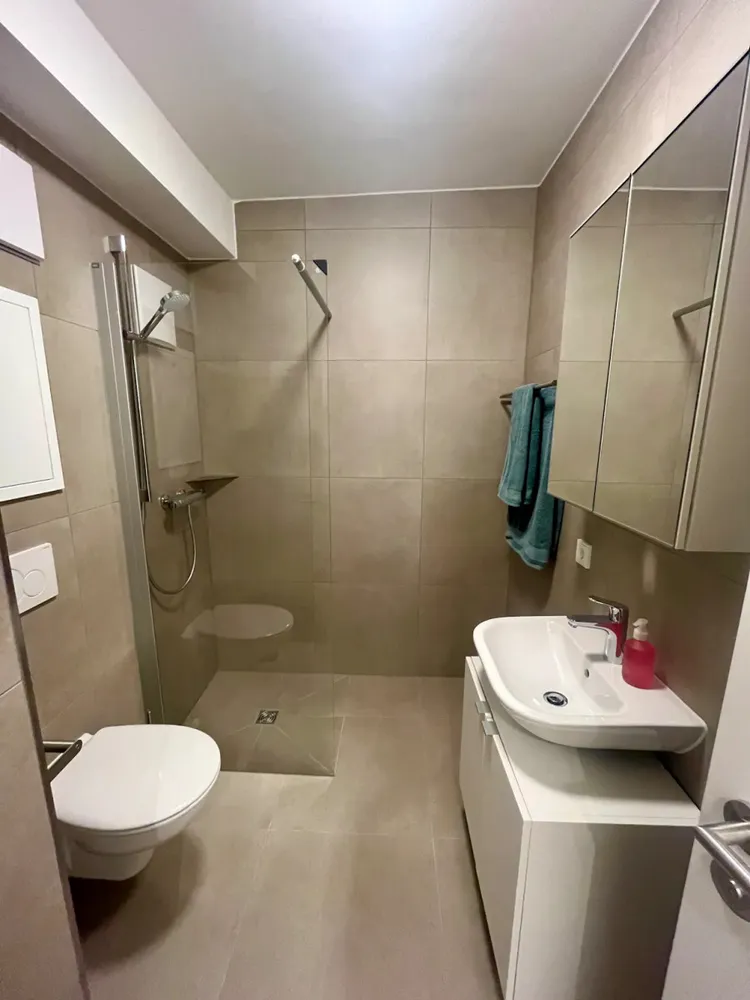 WG-Zimmer mit 12 m² in München – Bild 2