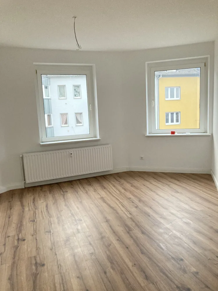 2 Zimmer Wohnung mit 60 m² in Düsseldorf – Bild 1