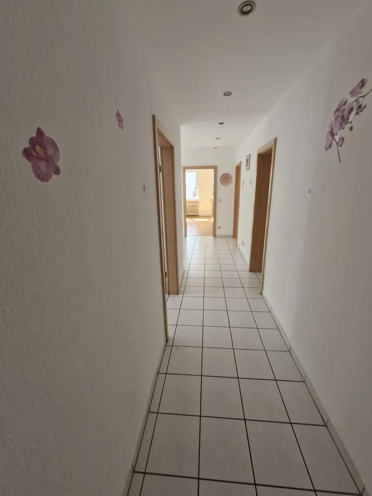 3 Zimmer Wohnung mit 81 m² in Oberhausen – Bild 2