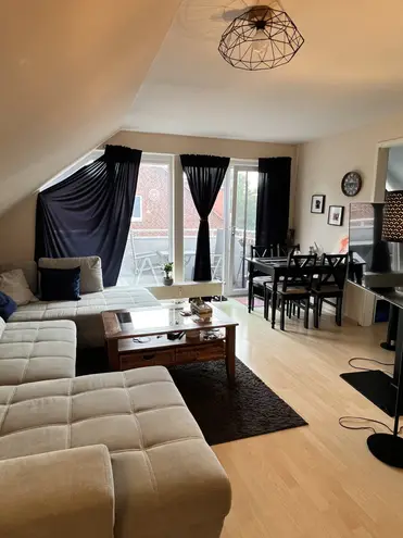 2 Zimmer Wohnung mit 50 m² in Hamburg – Bild 1