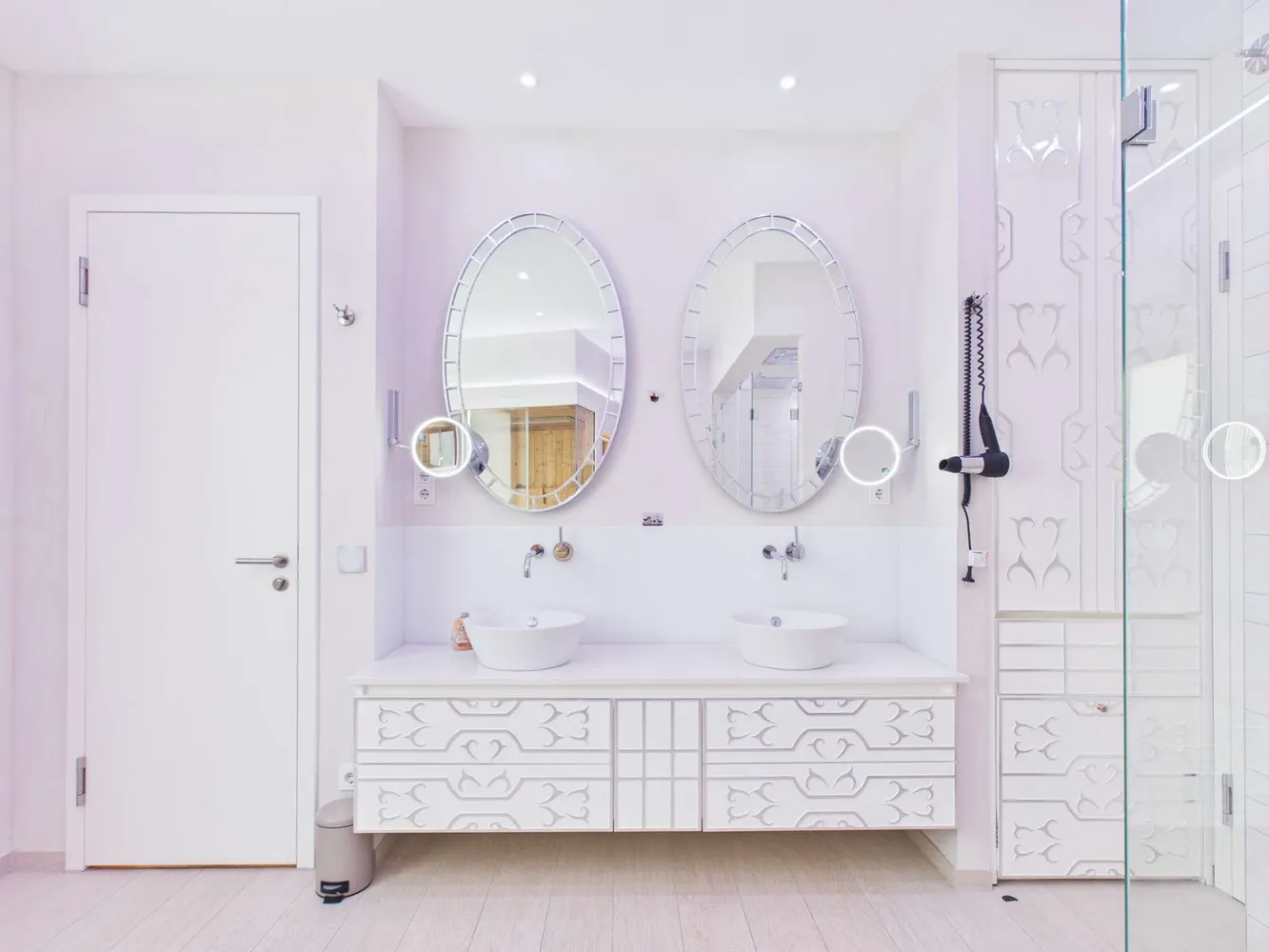 6 Zimmer Wohnung mit 210 m² in Berlin – Bild 12