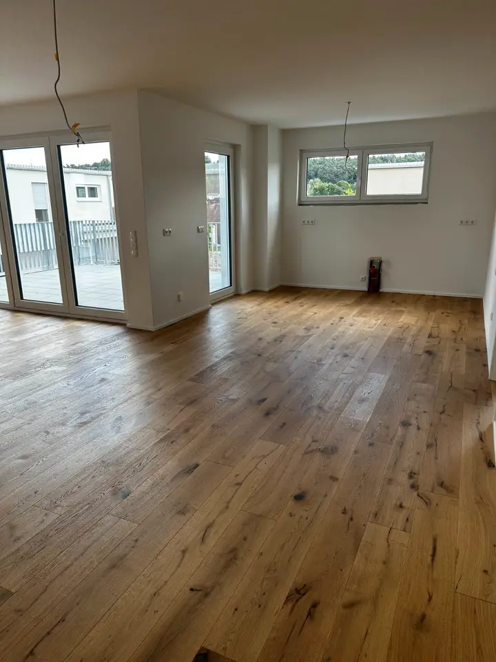 4 Zimmer Wohnung mit 135 m² in Kaiserslautern – Bild 2