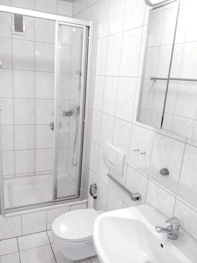 1 Zimmer Wohnung mit 35 m² in Karlsruhe – Bild 6