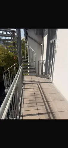 3 Zimmer Wohnung mit 90 m² in Düsseldorf – Bild 1
