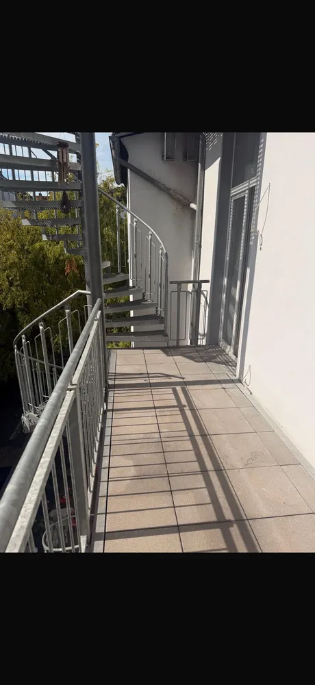 3 room apartment with 90 m² in Düsseldorf – Photo 1