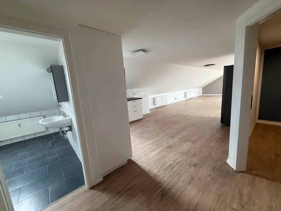 2 Zimmer Wohnung mit 90 m² in Karlsruhe – Bild 8